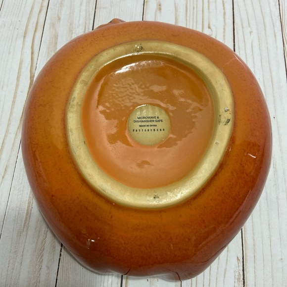 Pottery barn apple shape bowl burt orange - Picture 5 of 6